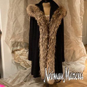 Fleurette black camel hair & genuine fur hooded shawl collar MINT!  M/L